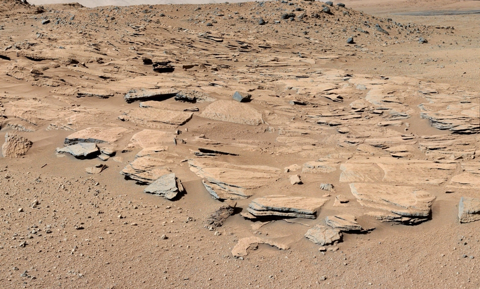 Sedimente din Craterul Gale, unde a existat cândva un lac.