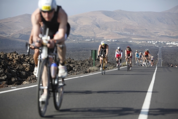 IRONMAN - Triatlonul oamenilor de oţel