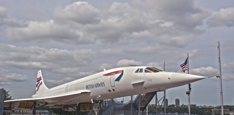 Atunci când British Airways a anunţat că va renunţa la zborurile supersonice cu avionul Concorde între Londra şi New York, vânzările au crescut considerabil într-un timp foarte scurt. Reducerea disponibilităţii acestui serviciu a făcut ca publicul să-l perceapă ca mult mai atrăgător.