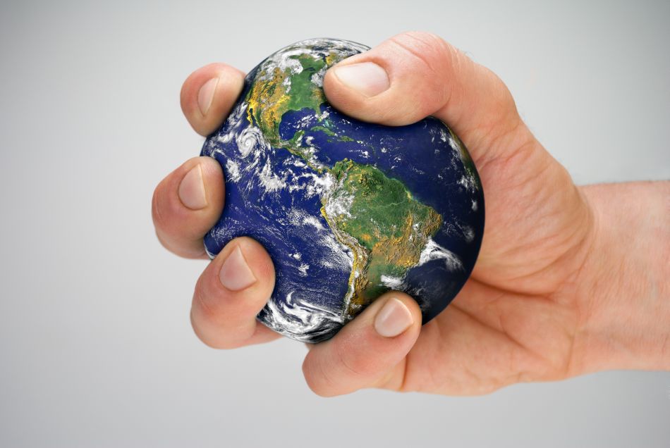 Actualele obiceiuri de consum ale oamenilor determină o presiune enormă asupra planetei.