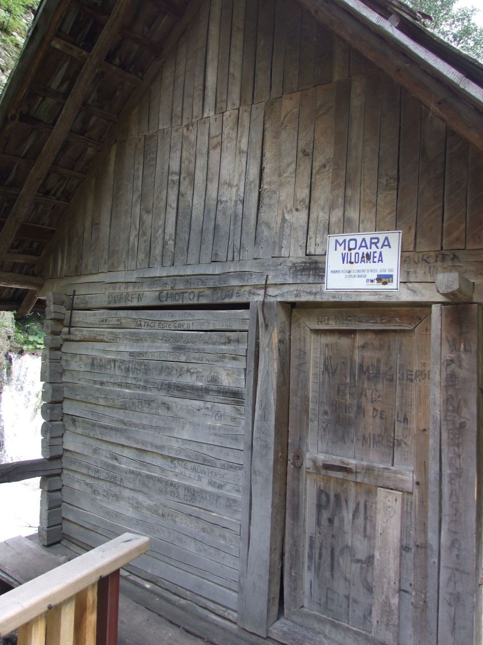 Morile de apă de la Rudăria