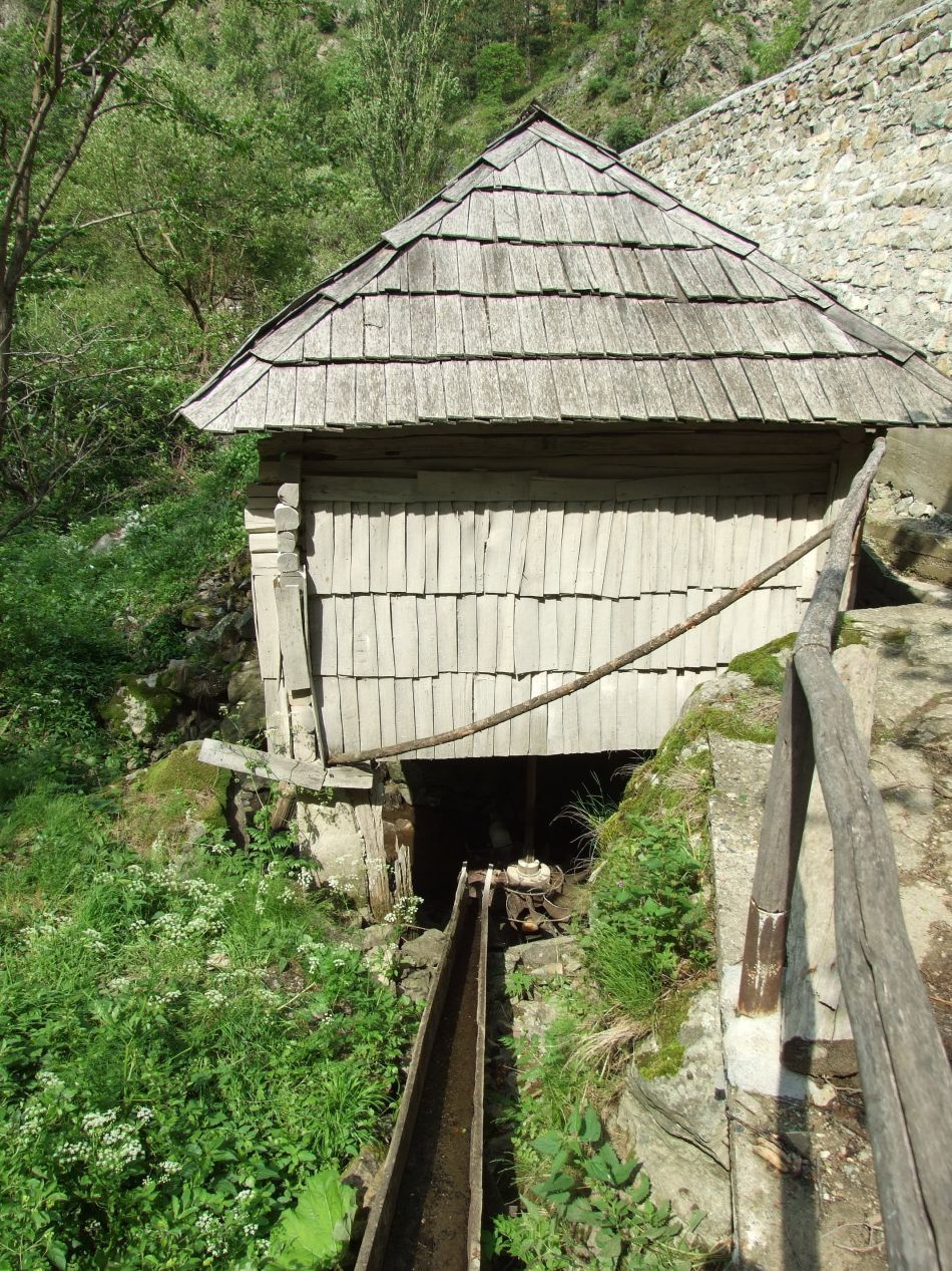 Morile de apă de la Rudăria