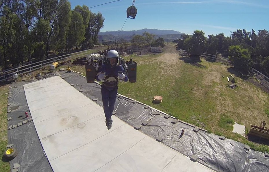 Jetpack-ul JB-9 şi-a făcut debutul spectaculos