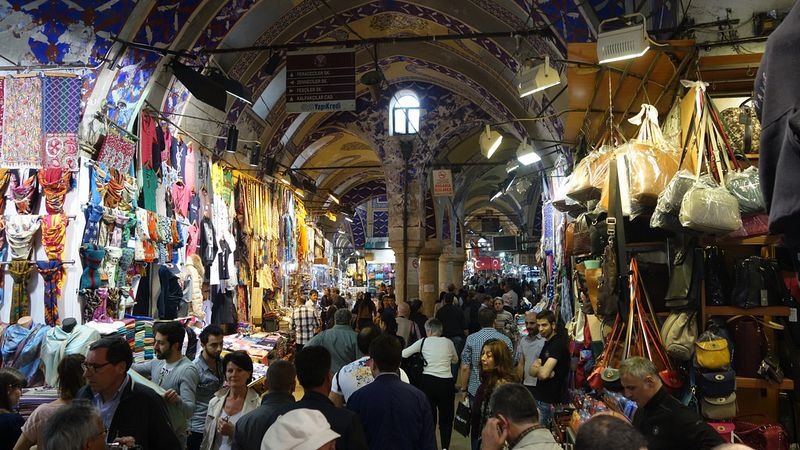 Marele Bazar din Istanbul locul marcant al istoriei şi culturii turce. FOTO