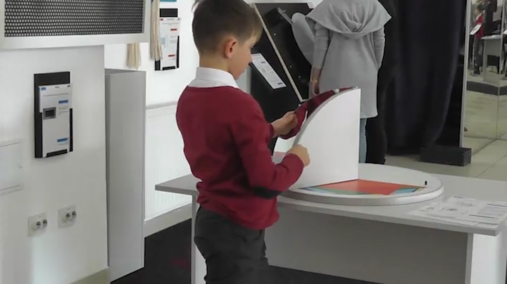 Primul centru de experimente şiinţifice din România. Ce poţi învăţa şi testa în 