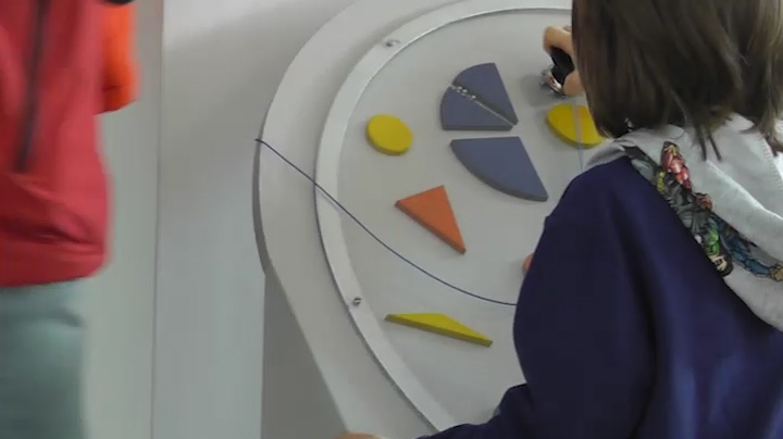 Primul centru de experimente şiinţifice din România. Ce poţi învăţa şi testa în 