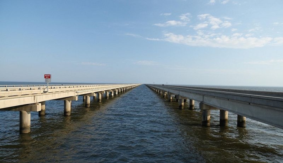Lacul Pontchartrain Causeway pretinde să ia titlul 