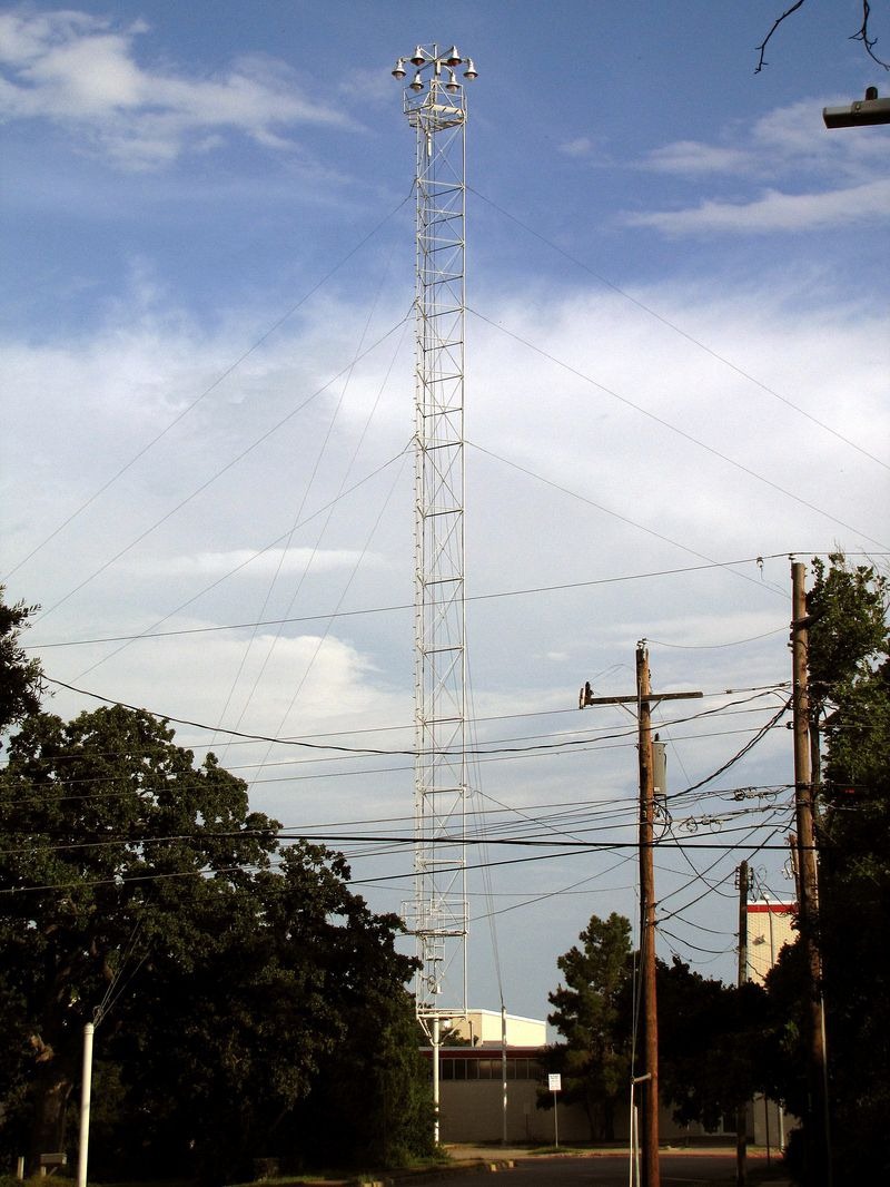 Epoca uitată a Turnurilor Moonlight