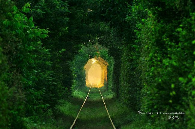 Tunelul Iubirii, în viziunea fotografului Florin Avramescu