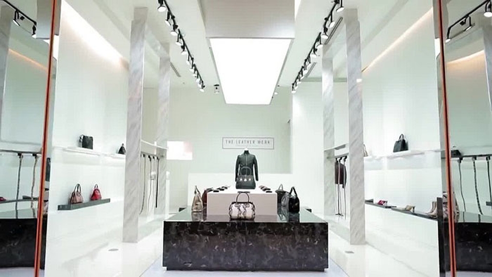 Relitatea din spatele obiectelor confecţionate din pielea animalelor 