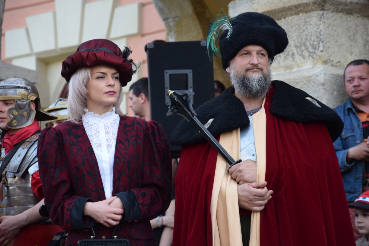 Paradă cu zeci de personaje istorice la Noaptea Muzeelor, la Alba Iulia / Foto: Mediafax