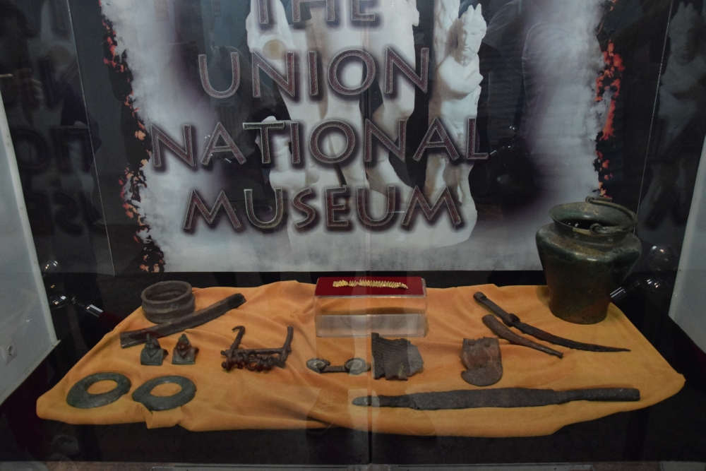 Artefacte din Mormântul Princiar dacic de la Cugir, expuse la Muzeul Unirii din Alba Iulia