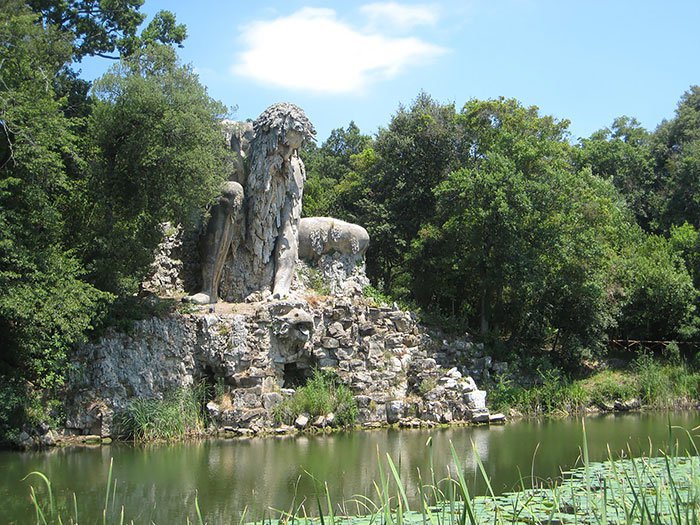 Secretul Colosului din Apenini. Sculptura din secolul XVI realizată de Giambologna