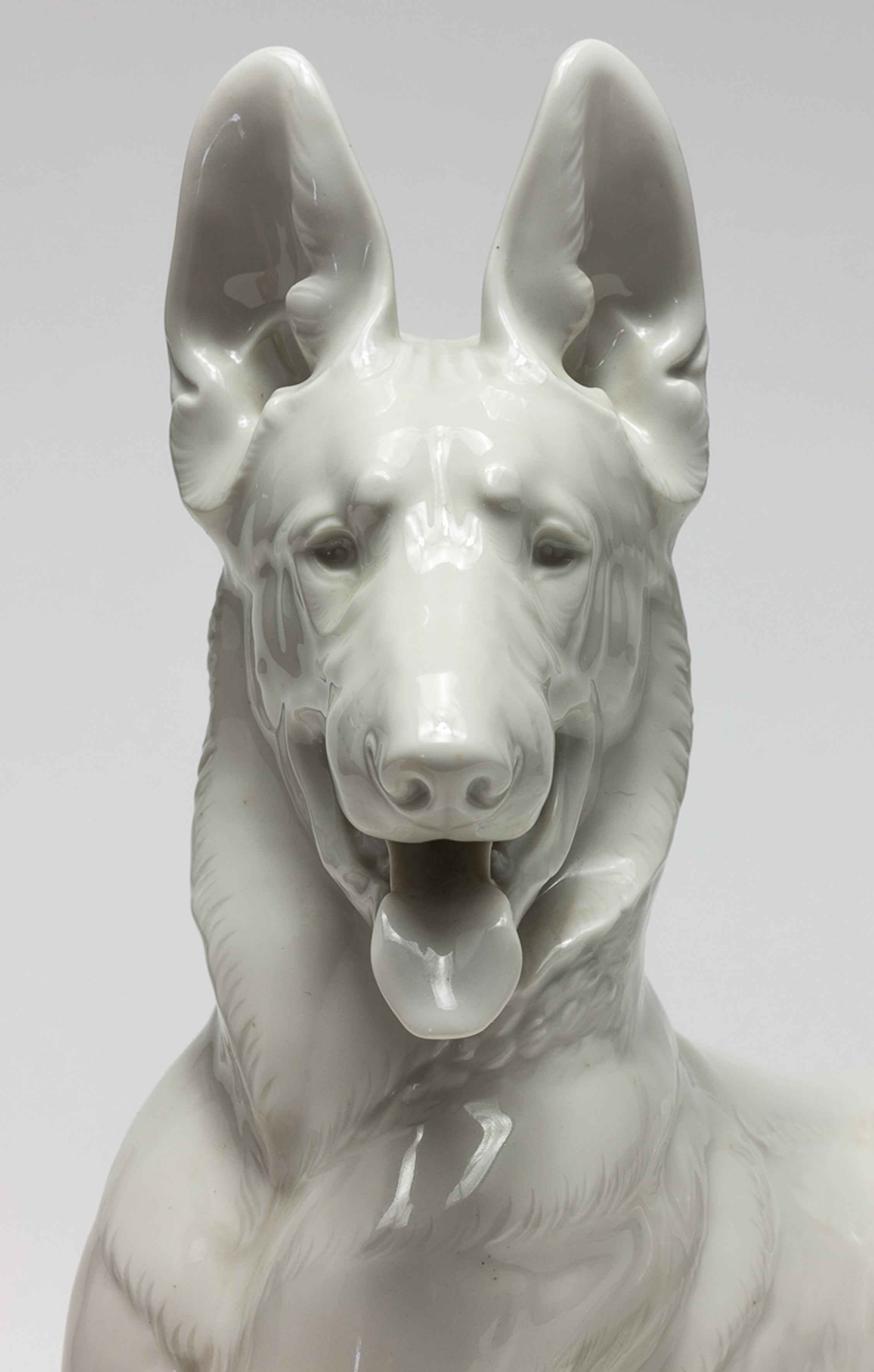 Telefonul lui Hitler va fi scos la licitaţie