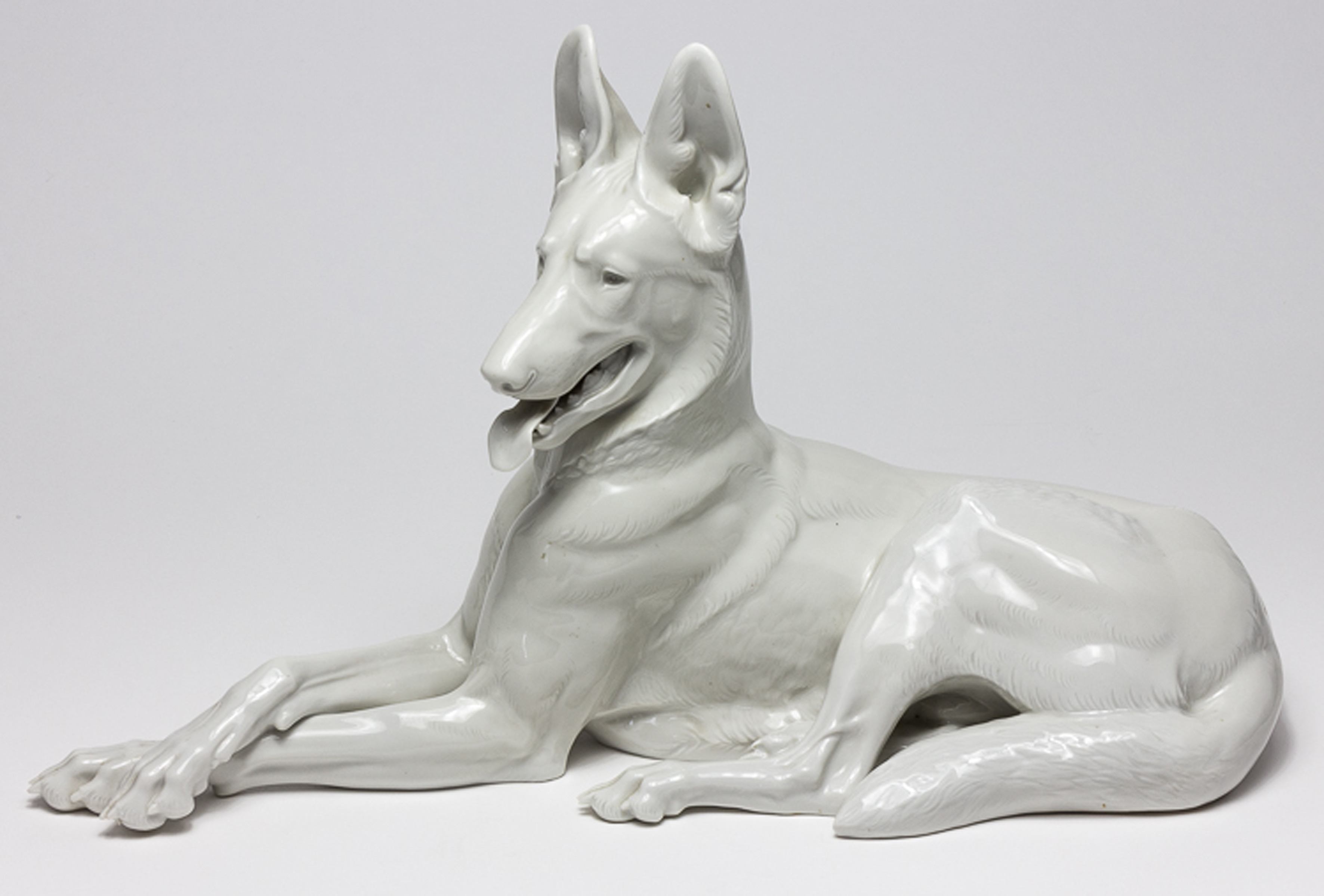 Telefonul lui Hitler va fi scos la licitaţie