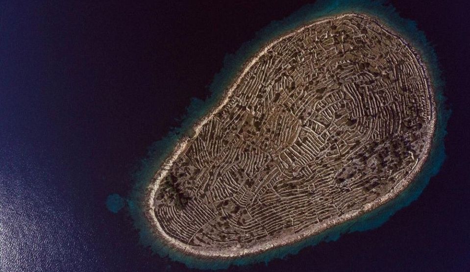 Insula sub forma unei amprente din Croaţia