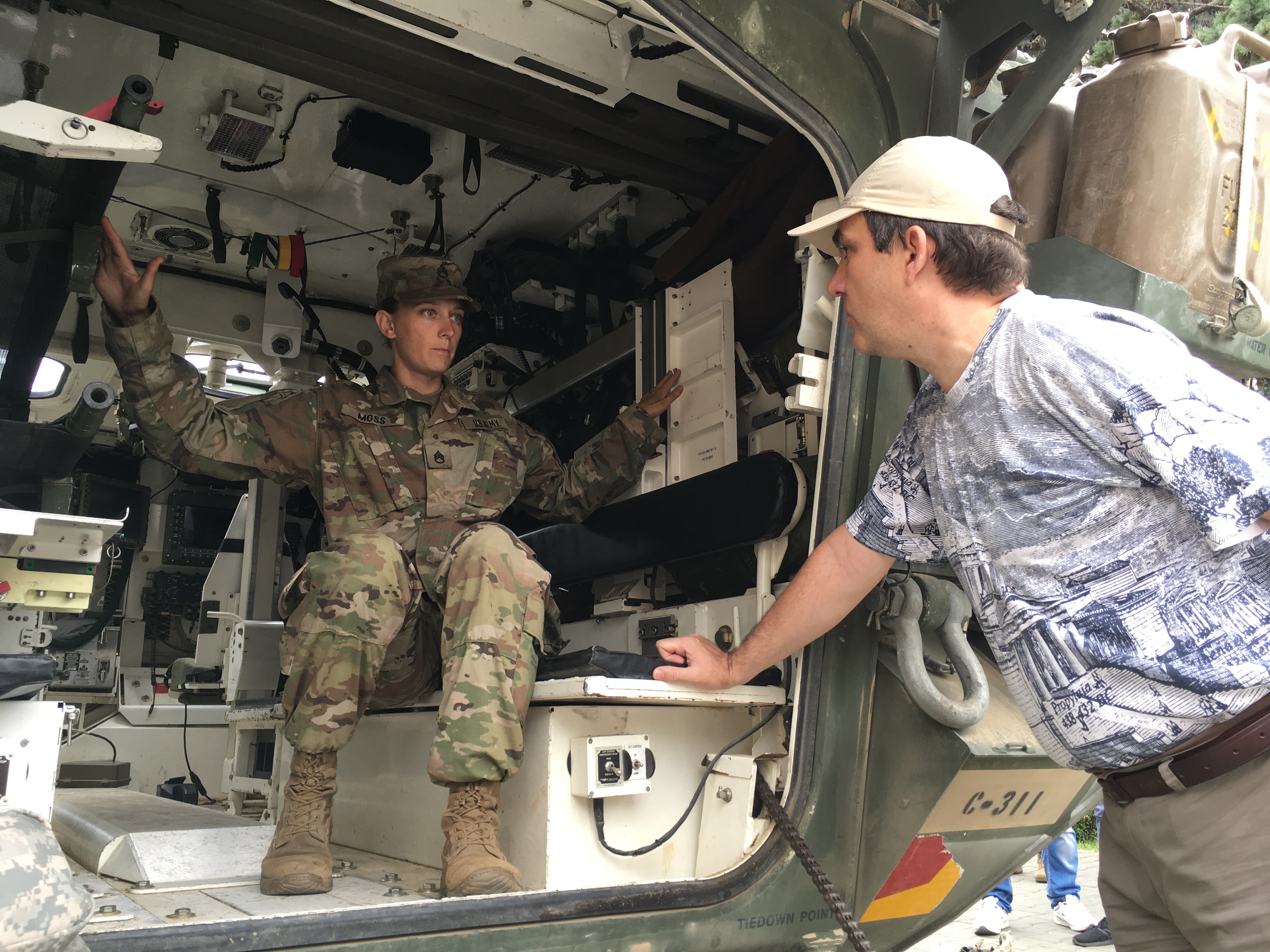 Expoziţie cu tehnică militară la Ploieşti