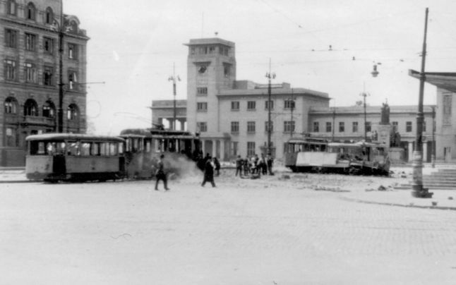 Dezastrul produs de bombardamentele aeriene asupra Bucureştiului din 1944