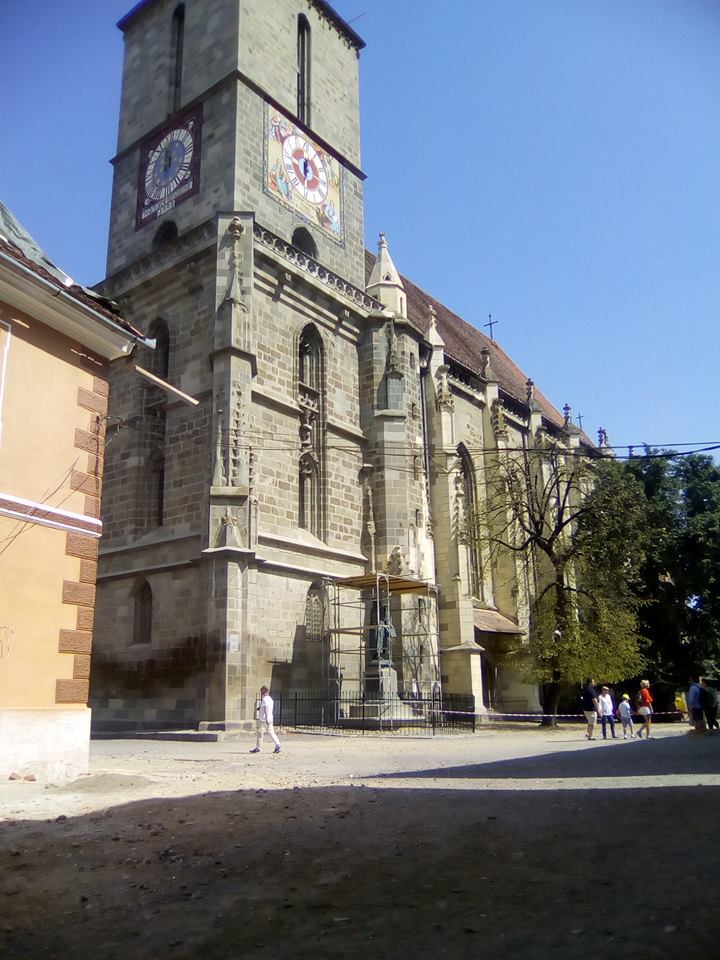 Măsuri urgente de reabilitare la Biserica Neagră din Braşov