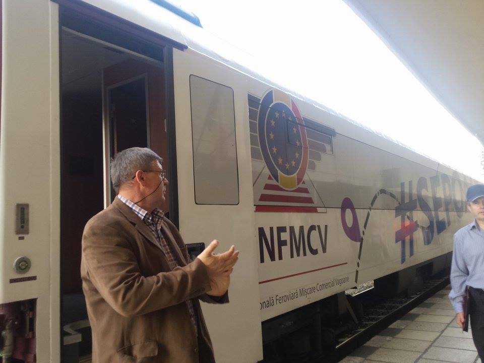 Vagon modern cu aer condiţionat şi internet