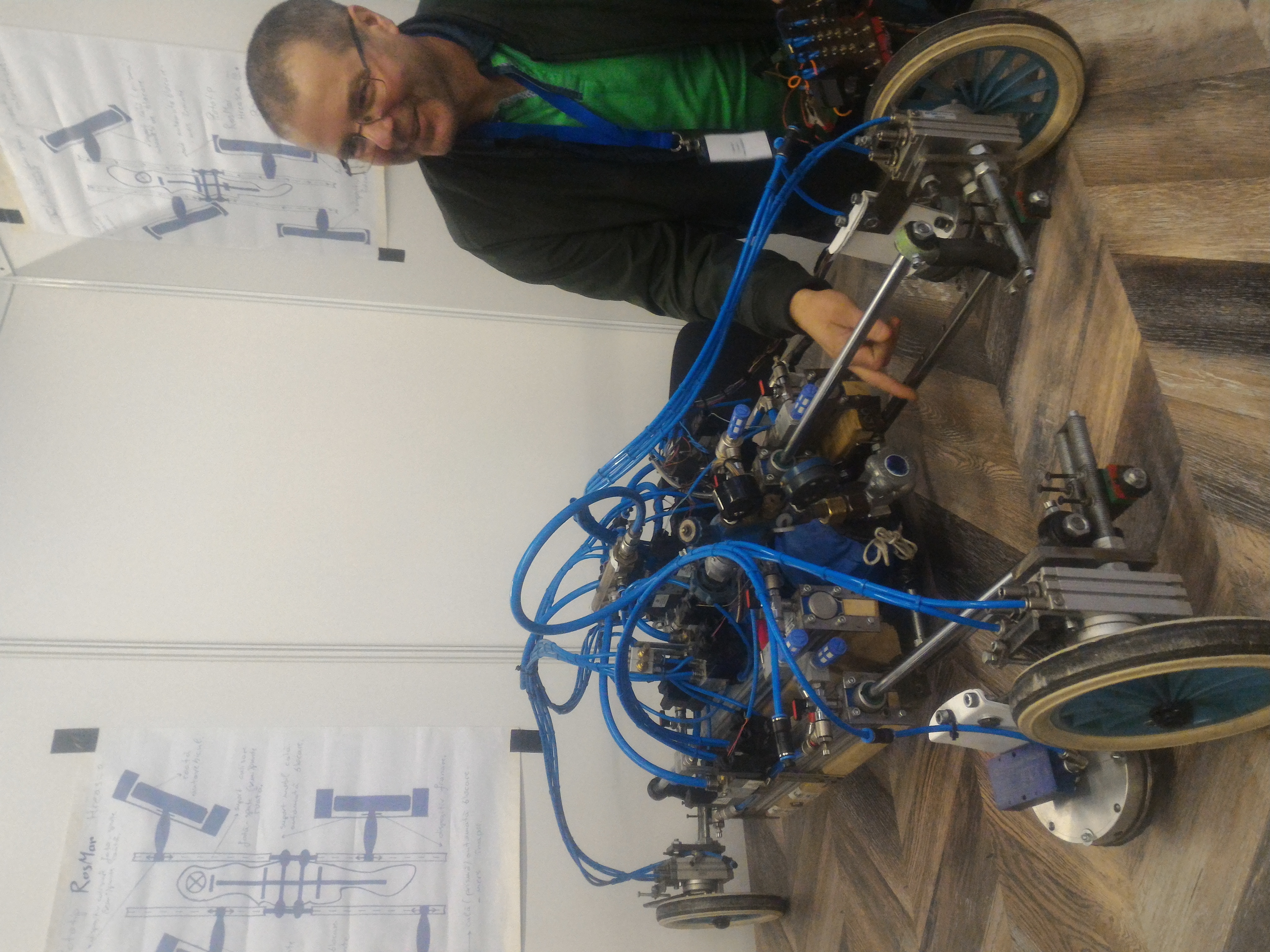 Maşină cu aer comprimat prezentată la Cluj-Napoca