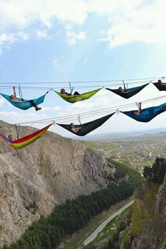 Hamace la înălţime în Gorj pentru turiştii care doresc să viziteze
