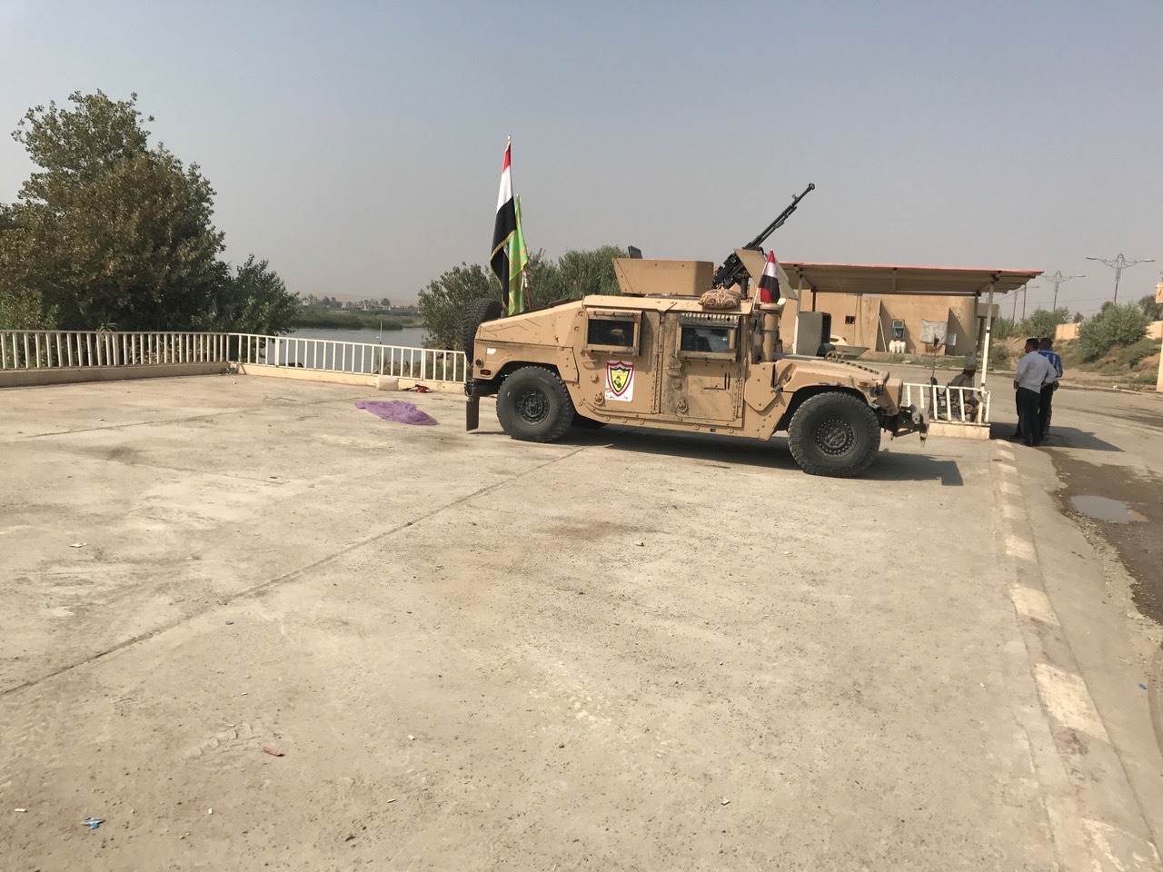 Medicul român care s-a oferit voluntar în Irak, tratând refugiaţi răniţi de gloanţe şi explozii