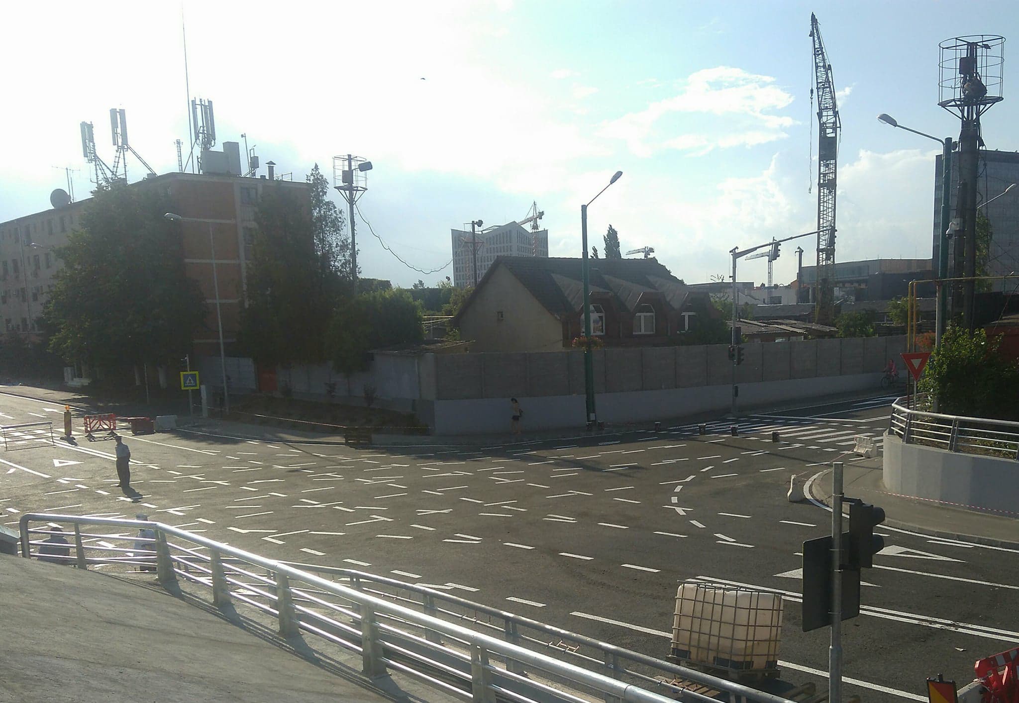 Marcaje rutiere întortocheate într-o intersecţie care a fost inaugurată în Timişoara 