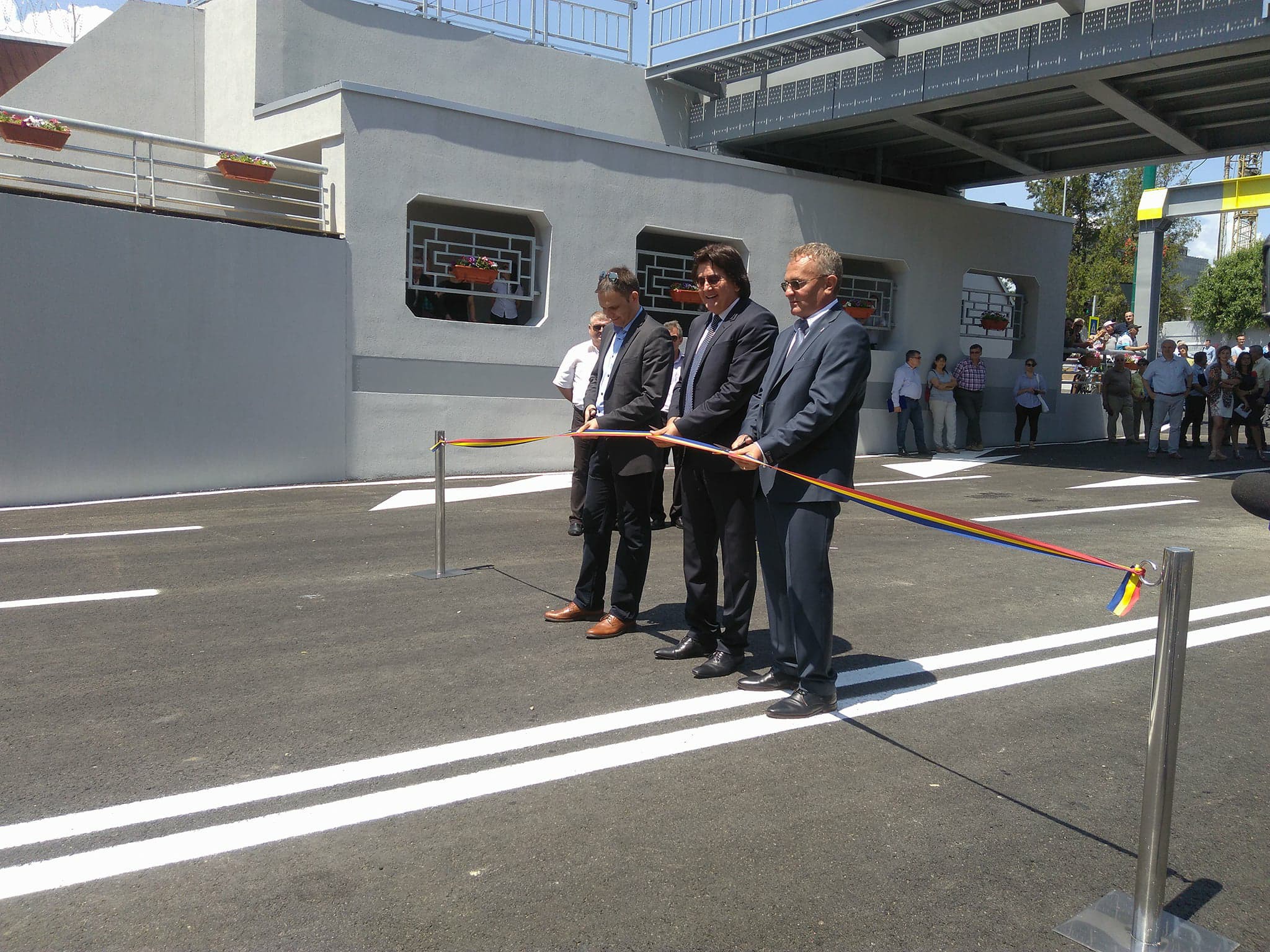 Marcaje rutiere întortocheate într-o intersecţie care a fost inaugurată în Timişoara 