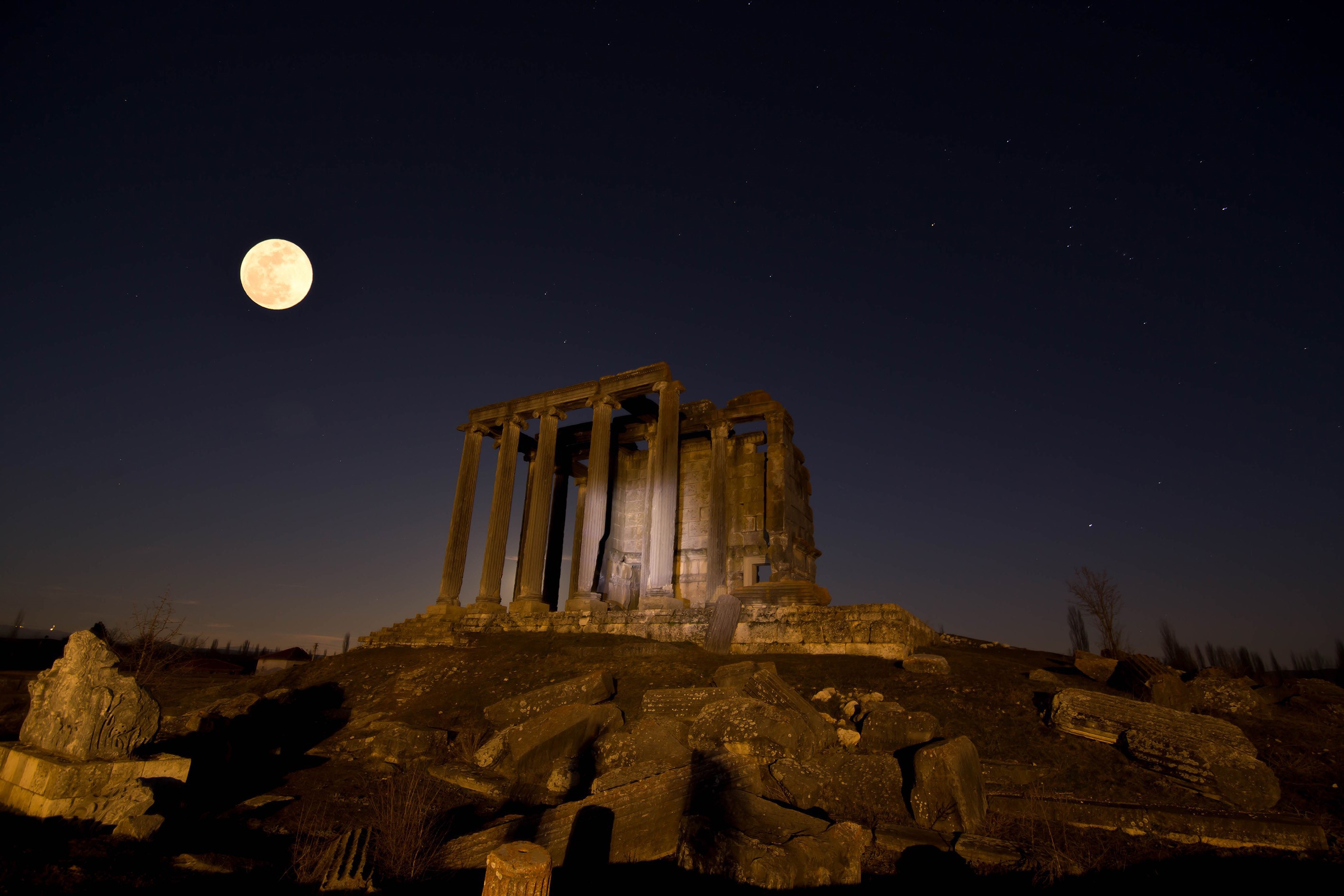 Luna sângerie din 27 iulie