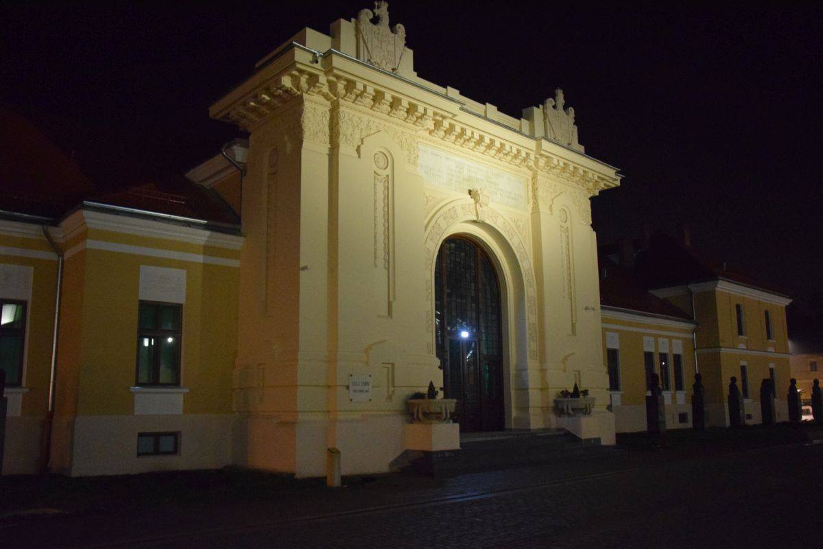 Sala Unirii se redeschide