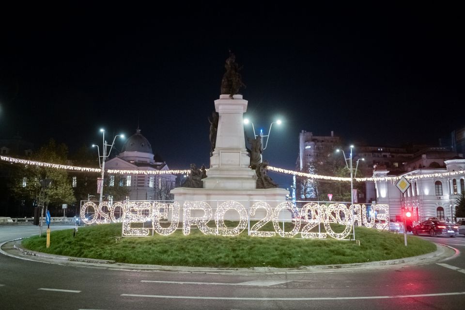 Bucureştiul, împodobit cu liminiţe de Crăciun în 2019